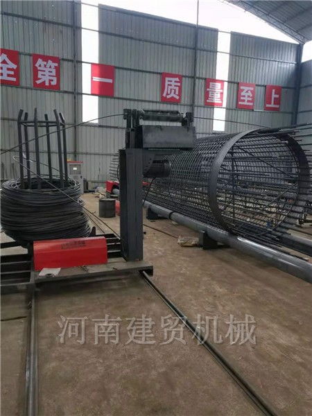 通化數(shù)控鋼筋籠滾焊機(jī)滾筒壁厚 加厚 河南建貿(mào)