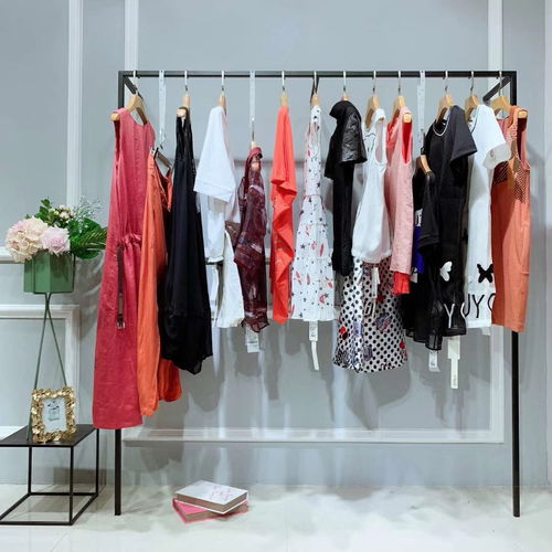 進(jìn)貨渠道韓版大碼女裝夏裝品牌服裝尾貨庫(kù)存批發(fā)