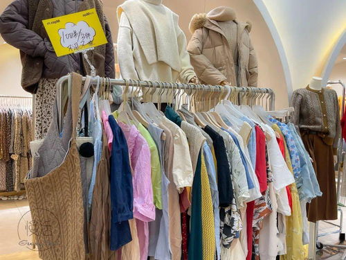 服裝批發(fā)市場清倉指南 100元3件靚衫,20元買牛仔褲,哪里更抵